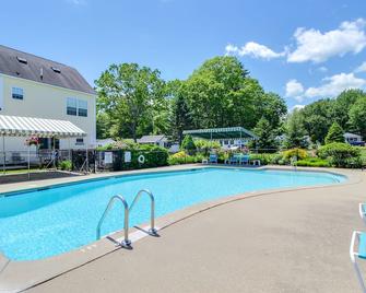 Charming studio w/ shared pool & terrace - near beaches & coastal attractions - Wells - Pool