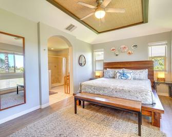 Luxe Maunalani Resort Condo with Pool and Beach Access - Puako - Bedroom