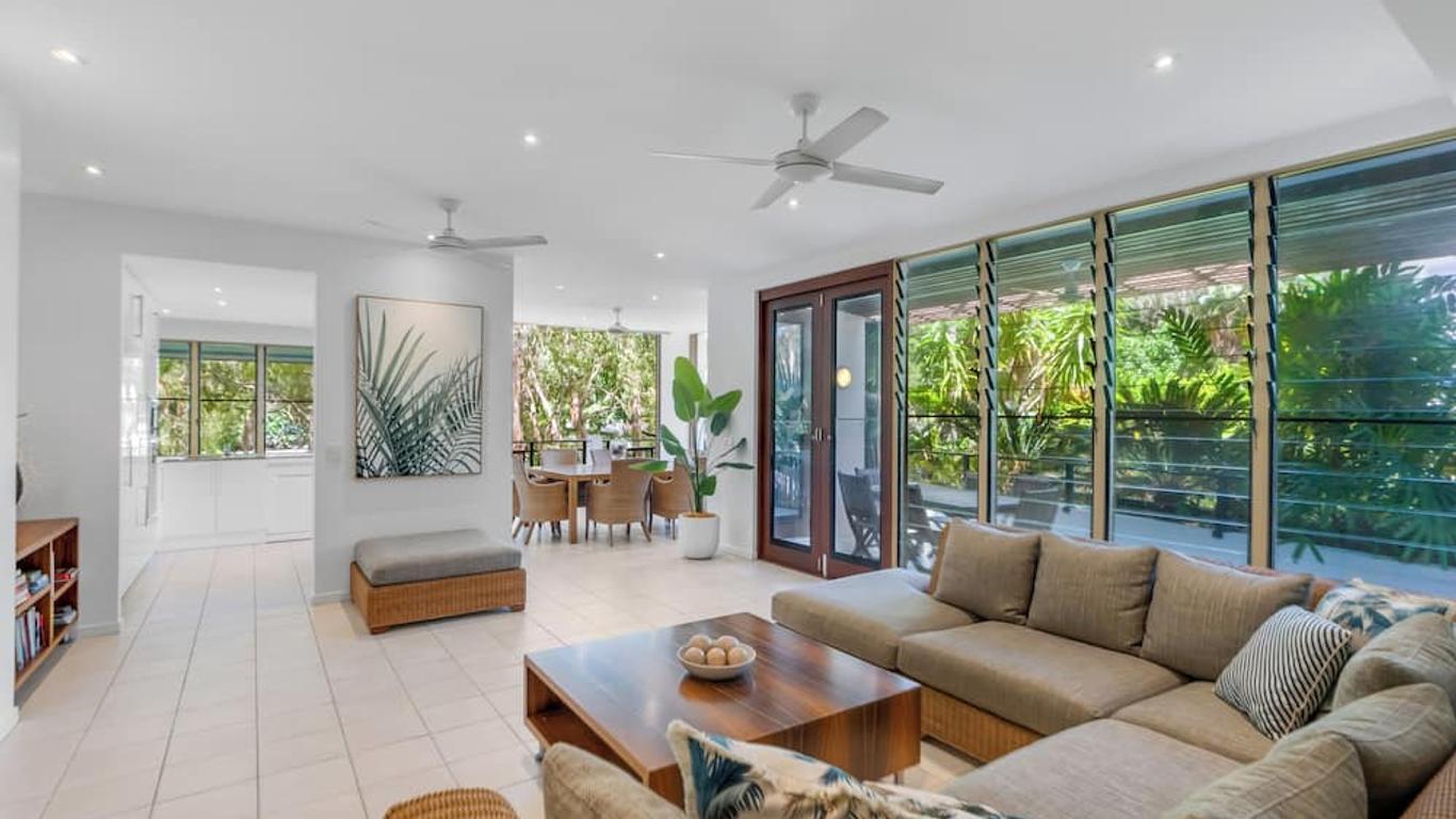 Sanctuary Palm Cove