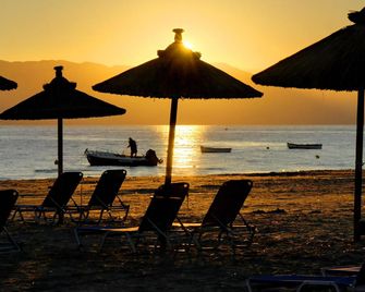 Island Beach Resort - Kavos - Plage