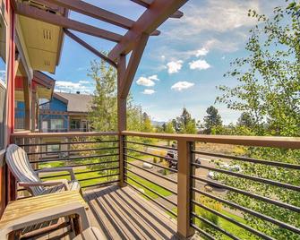 2 Mi to Payette Lake Mtn-View Getaway with Balcony - McCall - Balkon