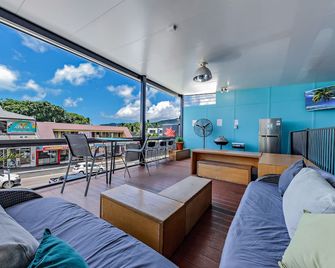 Airlie Sun & Sand Accommodation #3 - Airlie Beach - Wohnzimmer