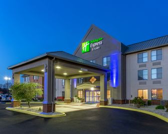 Holiday Inn Express & Suites Scottsburg By IHG - Scottsburg - Gebouw