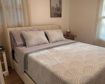 Cozy Retreat - Midland