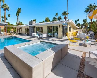Swank House! Midcentury Designer Showplace! 4 Master Suites! Pool! Spa! Mt Views - Palm Springs - Pool