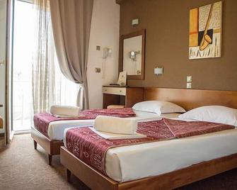 Hotel Akropol - Paralia - Habitación