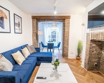 One-bed flat Angel, Islington - London - Living room