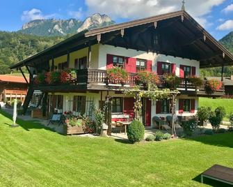 Ferienwohnung Dräxl Garten und Bergblick - Nußdorf am Inn - Gebäude