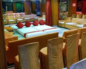 Hotel Mahalaxmi Indo Myanmar - גוואטי