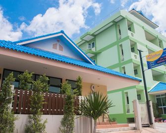 Yamjan Place - סוראט תאני - בניין