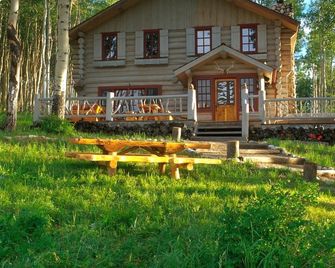 Trappers Cabin - Avon