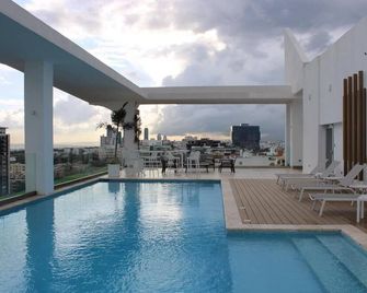 Suite Capital Brickell Condo Hotel - סנטו דומינגו - בריכה