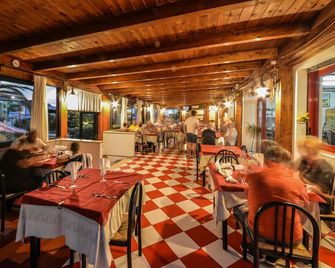 Hotel Piccolo Paradiso - פצ'יסי - מסעדה