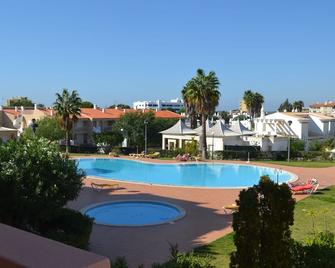 Eden Vilage by Garvetur - Vilamoura - Piscine