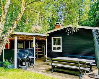 4 Person Holiday Home in Frederiksvaerk - Frederiksværk - Patio