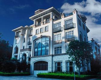 Shile Hotel (Zhongshan Station) - จงซาน - อาคาร
