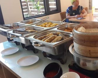 Silia Hostel - Hualien City - Buffet