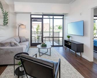 Apartment 2107 · Luxury style 1 bed 1 bath apartment - North Salt Lake