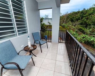 Green Studio 1 - just 7 min drive to the beach - Rincon - Balcony