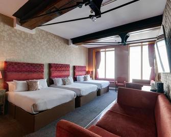Signature Living Hotel - Liverpool - Bedroom