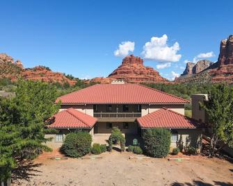 100 @ Bell Rockcondo- Toroweap 2 Bedroom Condo by RedAwning - Sedona - Building