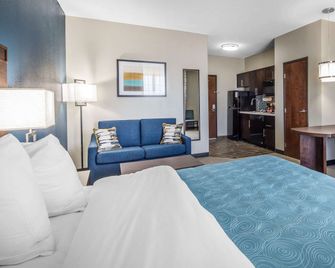 MainStay Suites - Midland - Quarto
