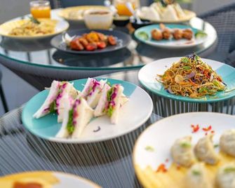 Ozaki Desert Camp & Resort - Jaisalmer - Thức ăn