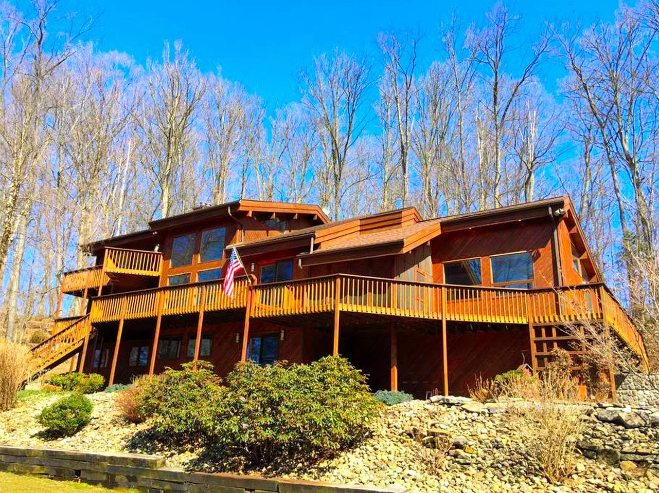 Stunning Cabin Rental with a Hot Tub Overlooking Fishing Creek near Sproul State Forest, Pennsylvania
