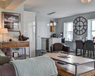 Quayside7 - Whitehaven - Living room