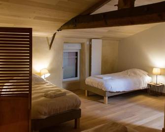 Chambre d'hôtes Family 5 pers Jacuzzi 18' Puy du Fou Le Puy Carmin - Bazoges-en-Paillers - Habitación