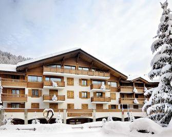 Au Coeur Du Village Hotel - La Clusaz - Bâtiment