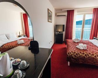 Hotel Azzurro - Hercegnovi - Chambre