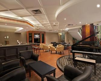 Hotel Dafam Semarang - סמראנג - טרקלין