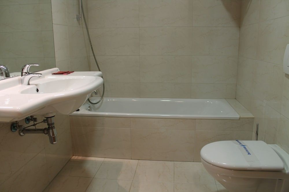 Hotel Agorreta - Pamplona - Kylpyhuone