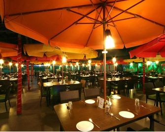 Hotel Granville - Bombay - Restaurante