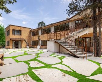 Kompozitor Hotel Dilijan - Dilijan - Edificio