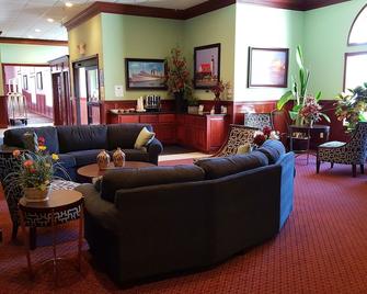 Mackinaw Beach and Bay Inn & Suites - Mackinaw City - Aula