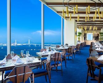 Apa Hotel & Resort Yokohama Bay Tower - יוקוהאמה - מסעדה