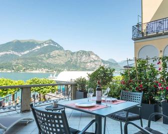 Terrazza Mazzini Stylish by Wonderful Italy - Oliveto Lario - Balcón