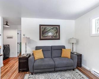 Forestlane Cottage 2 - Palmer - Sala de estar