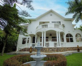 Amata N'ubuki Boutique Hotel Ltd - Kigali - Building