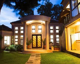 Zawadi House Lodge - Arusha - Gebouw
