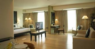 Mirage Hotel - Bombay - Oturma odası