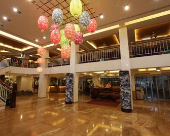 Art Spa Hotel - אילאן סיטי - לובי