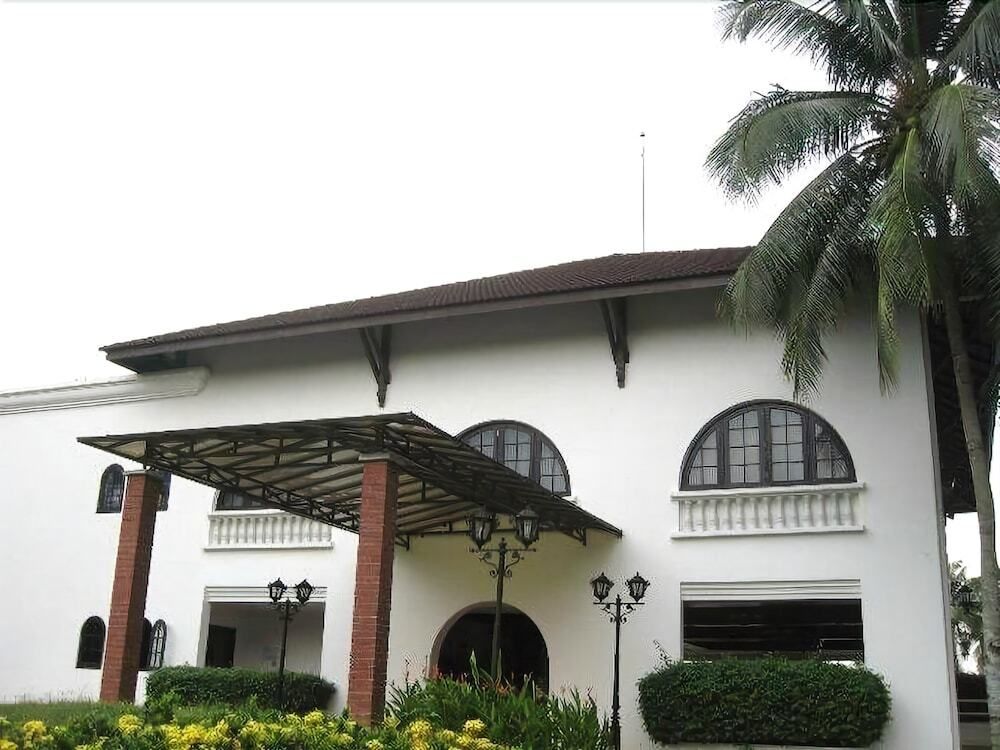 Ponderosa Golf & Country Resort - ג'והור באהרו - בניין