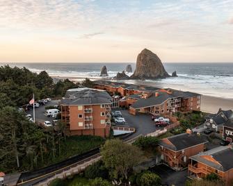 Hallmark Resort - Cannon Beach - Cannon Beach - Building