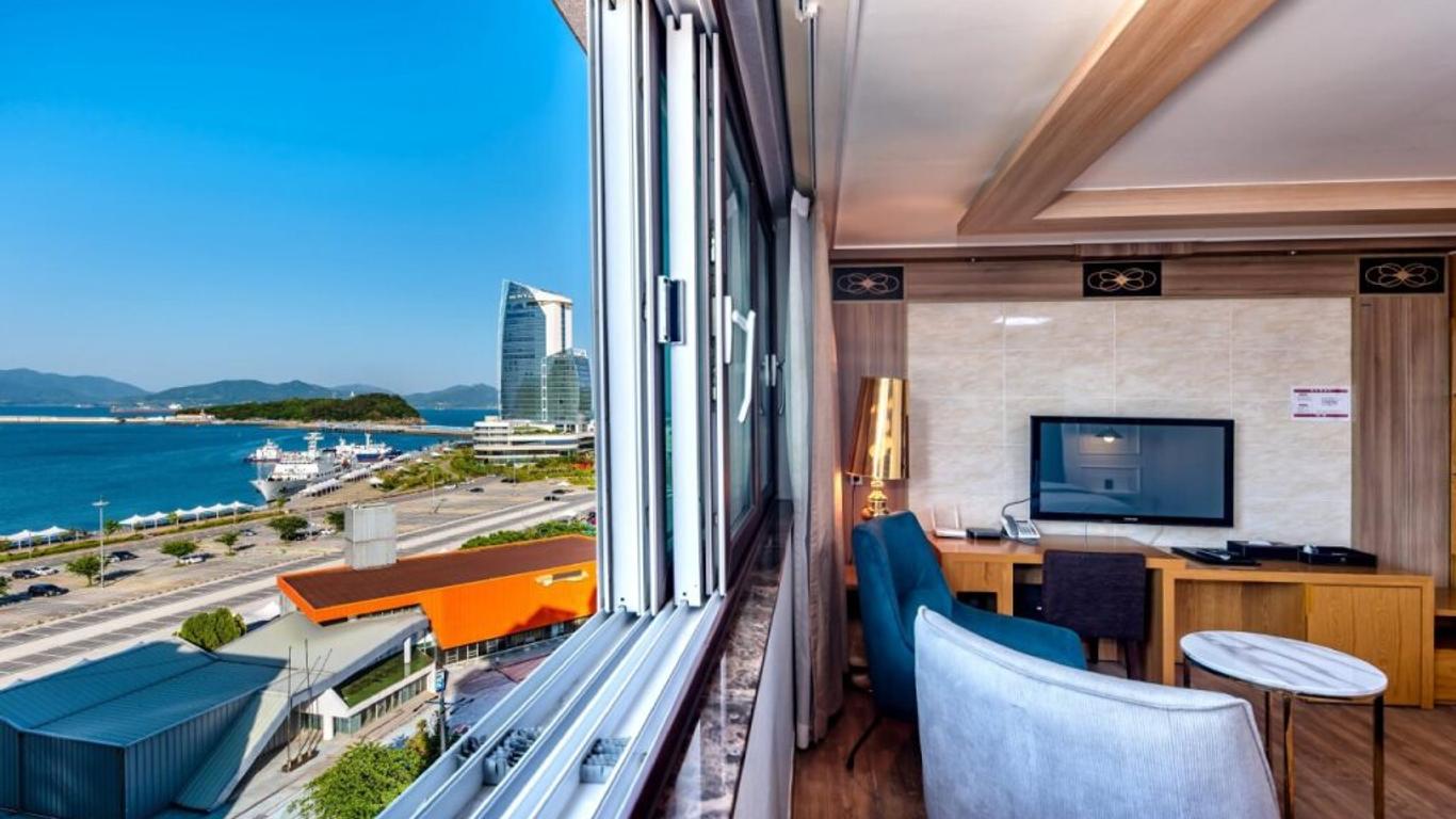 Hs Tourist Hotel