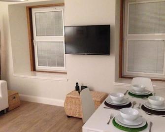 No.34 Apartment - Perth - Eetruimte