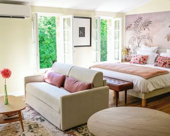 Pavillon Des Millésimes, Piscine & Spa - Lussac - Camera da letto