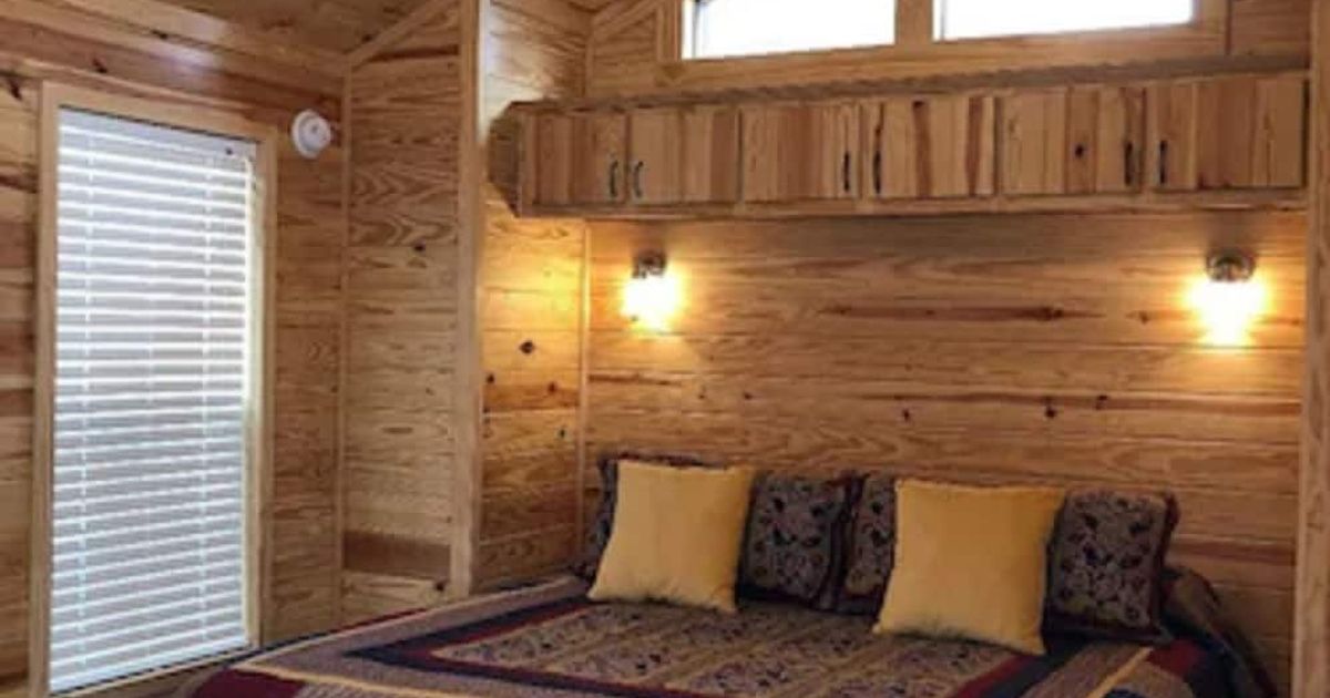 Queen's Inn By The River from $85. Oakhurst Hotel Deals & Reviews - KAYAK